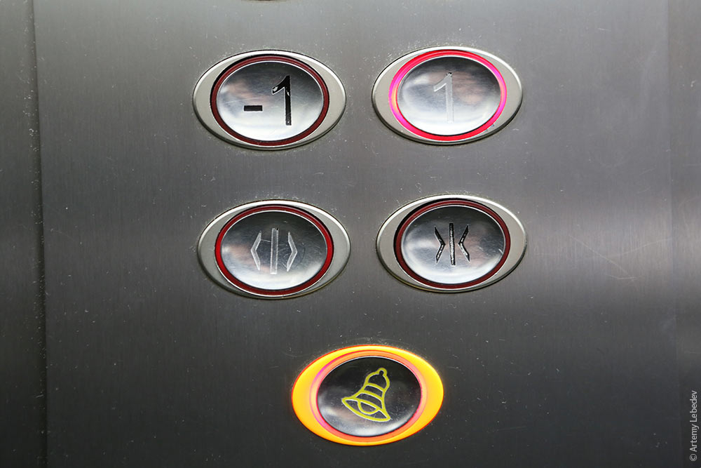 Загадка про лифты